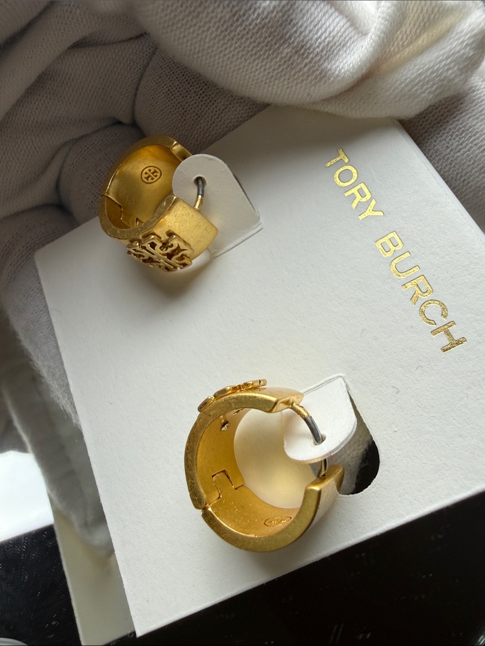 Tory Burch Gold Tone Logo Cufflinks - Picture 4 of 4